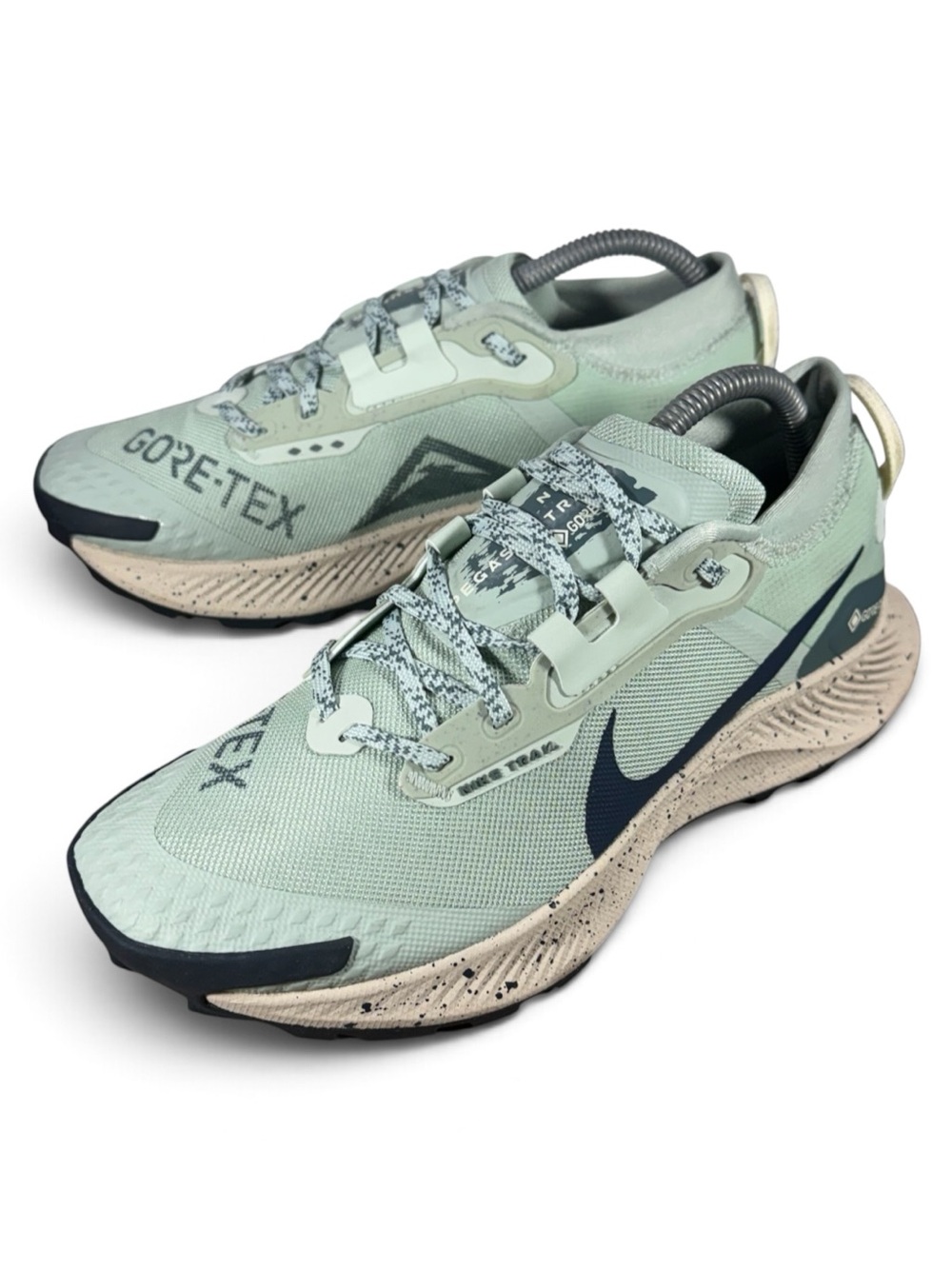 Nike Pegasus Trail 3 GTX Women’s Size 8.5 Running Shoe Seafoam DC8794-003